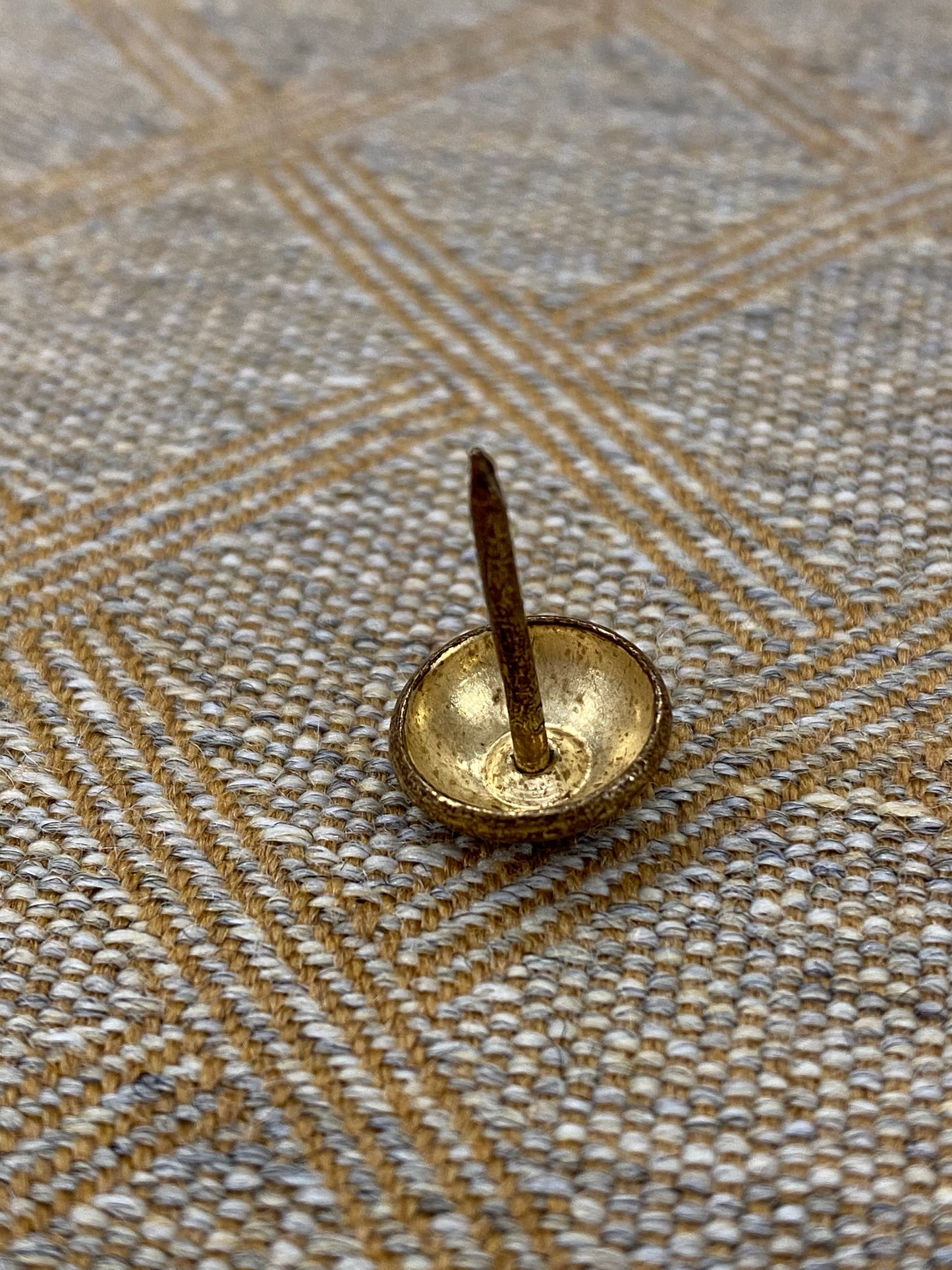 Pyntespiker Altgold gefleckt 1000 stk Polsternagel 670